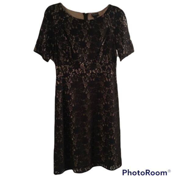 Black Lace Short Sleeve Holiday Dress Size 4‎ New - Picture 2 of 4